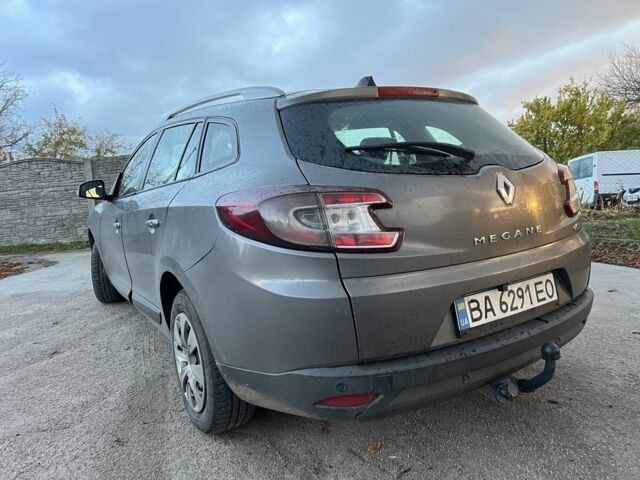 Серый Рено Меган, объемом двигателя 1.5 л и пробегом 200 тыс. км за 5650 $, фото 9 на Automoto.ua
