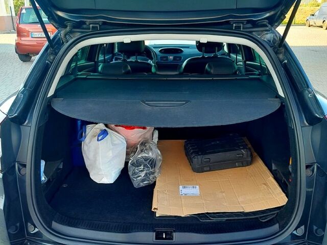 Серый Рено Меган, объемом двигателя 1.5 л и пробегом 252 тыс. км за 8000 $, фото 5 на Automoto.ua