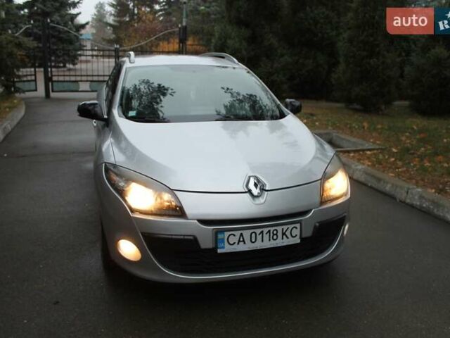Сірий Рено Меган, об'ємом двигуна 1.5 л та пробігом 270 тис. км за 7200 $, фото 11 на Automoto.ua