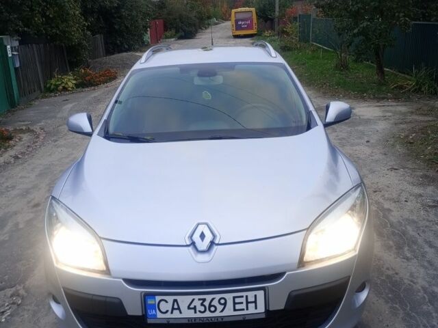 Серый Рено Меган, объемом двигателя 1.5 л и пробегом 290 тыс. км за 7200 $, фото 1 на Automoto.ua