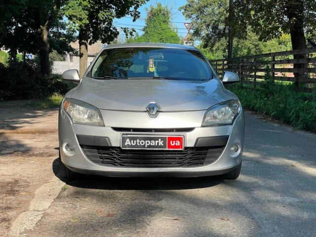 Сірий Рено Меган, об'ємом двигуна 1.5 л та пробігом 266 тис. км за 6440 $, фото 1 на Automoto.ua