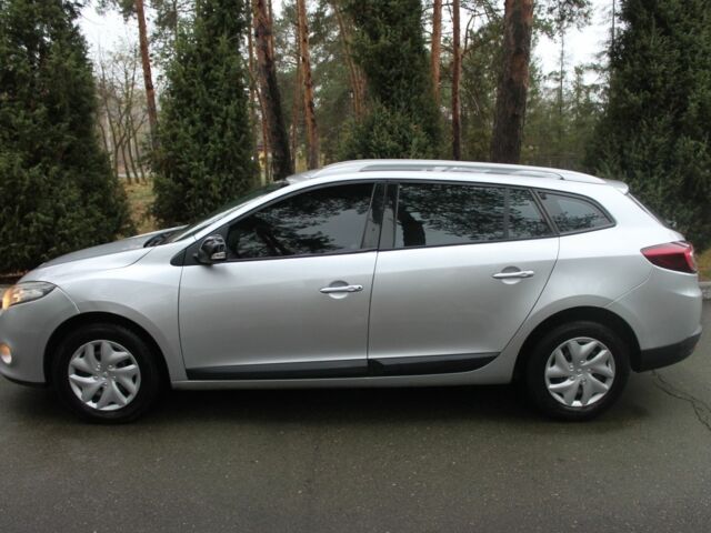 Сірий Рено Меган, об'ємом двигуна 1.5 л та пробігом 270 тис. км за 7200 $, фото 2 на Automoto.ua