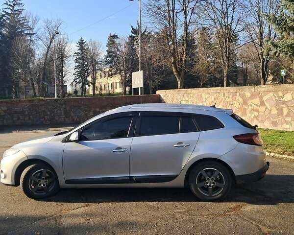 Сірий Рено Меган, об'ємом двигуна 1.5 л та пробігом 223 тис. км за 7300 $, фото 7 на Automoto.ua