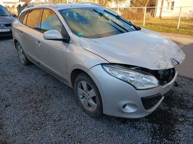 Сірий Рено Меган, об'ємом двигуна 1.5 л та пробігом 295 тис. км за 3600 $, фото 2 на Automoto.ua