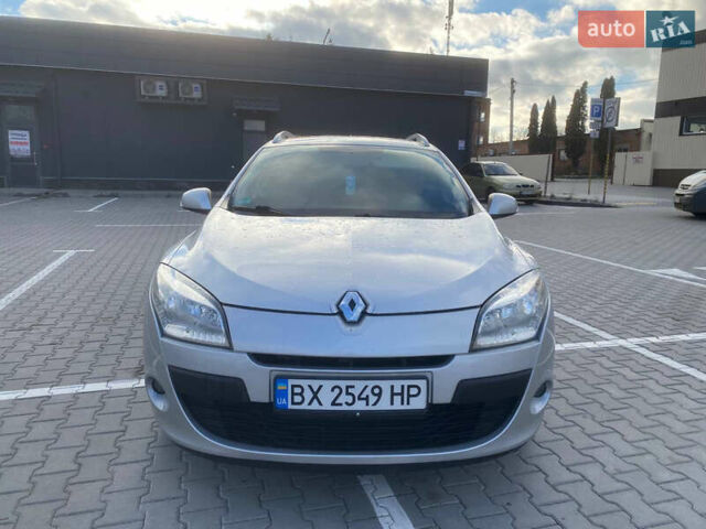 Серый Рено Меган, объемом двигателя 1.46 л и пробегом 258 тыс. км за 6900 $, фото 2 на Automoto.ua