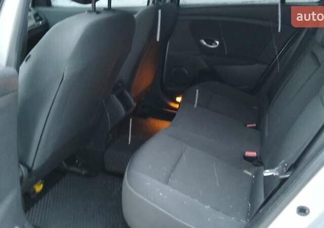 Серый Рено Меган, объемом двигателя 1.46 л и пробегом 207 тыс. км за 6500 $, фото 8 на Automoto.ua