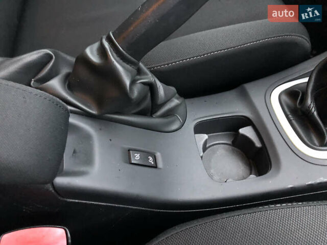 Сірий Рено Меган, об'ємом двигуна 1.46 л та пробігом 236 тис. км за 6300 $, фото 23 на Automoto.ua