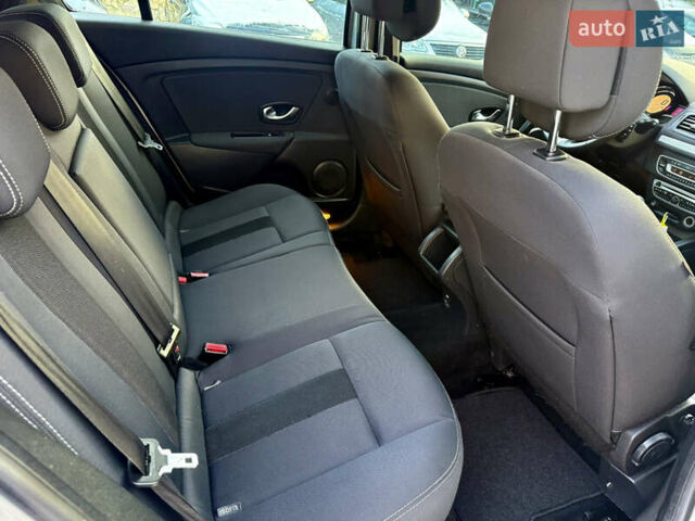 Сірий Рено Меган, об'ємом двигуна 1.4 л та пробігом 214 тис. км за 5999 $, фото 19 на Automoto.ua