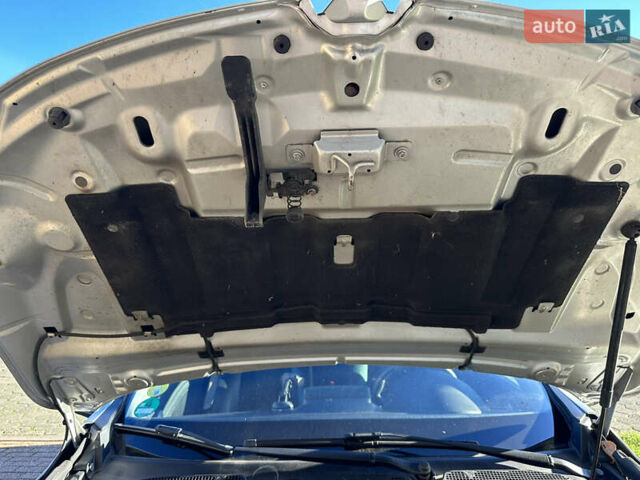 Серый Рено Меган, объемом двигателя 1.5 л и пробегом 257 тыс. км за 8500 $, фото 16 на Automoto.ua