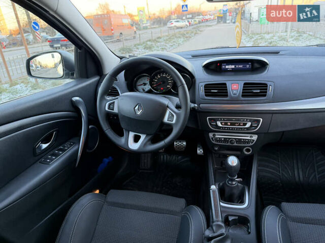 Сірий Рено Меган, об'ємом двигуна 1.5 л та пробігом 260 тис. км за 7550 $, фото 44 на Automoto.ua