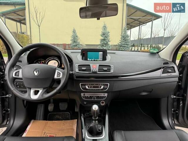 Сірий Рено Меган, об'ємом двигуна 1.4 л та пробігом 216 тис. км за 6500 $, фото 27 на Automoto.ua