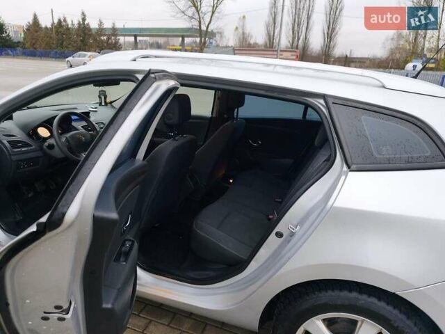 Серый Рено Меган, объемом двигателя 1.5 л и пробегом 249 тыс. км за 6750 $, фото 26 на Automoto.ua