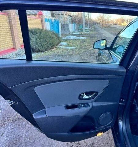 Серый Рено Меган, объемом двигателя 1.6 л и пробегом 199 тыс. км за 7650 $, фото 47 на Automoto.ua