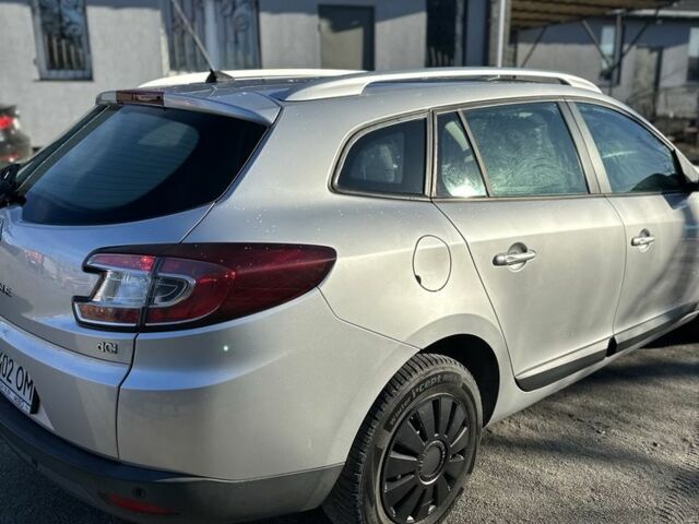 Серый Рено Меган, объемом двигателя 1.5 л и пробегом 203 тыс. км за 6700 $, фото 7 на Automoto.ua