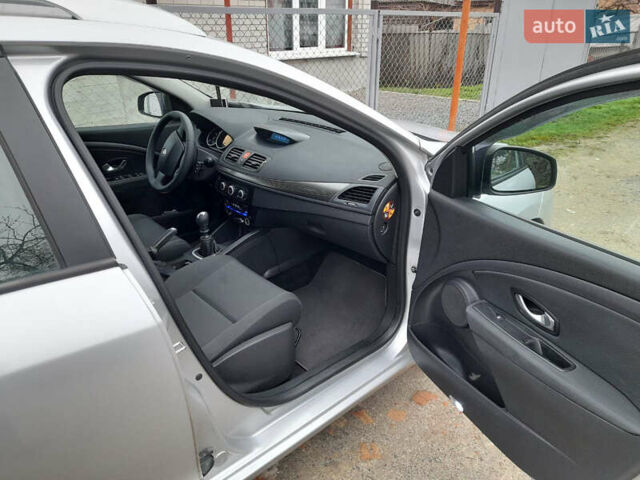 Серый Рено Меган, объемом двигателя 1.5 л и пробегом 270 тыс. км за 7350 $, фото 30 на Automoto.ua