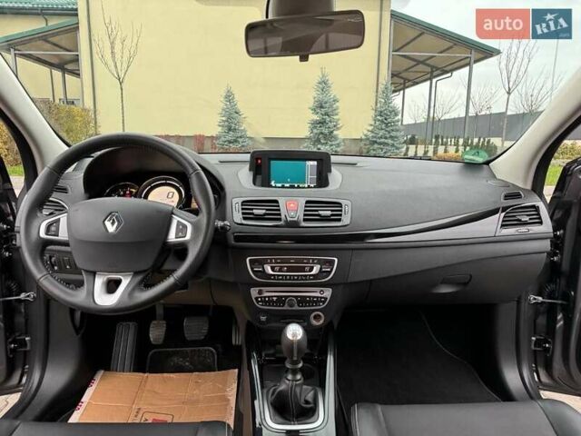 Сірий Рено Меган, об'ємом двигуна 1.4 л та пробігом 216 тис. км за 7700 $, фото 18 на Automoto.ua