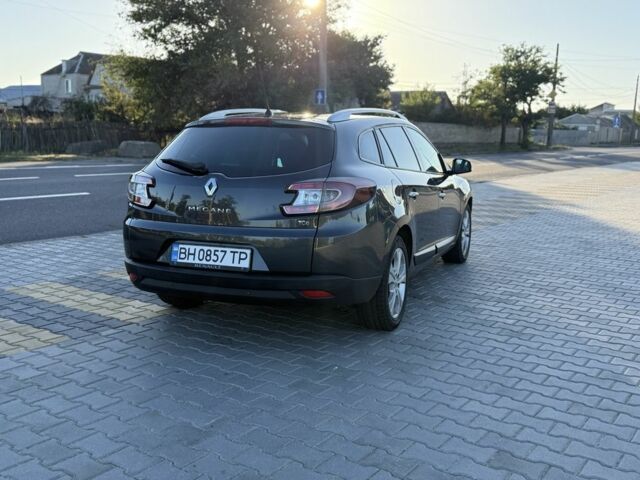 Серый Рено Меган, объемом двигателя 1.4 л и пробегом 200 тыс. км за 6800 $, фото 2 на Automoto.ua