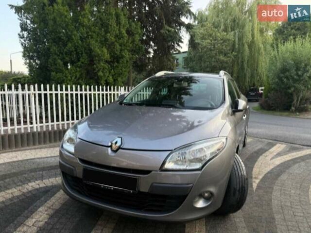 Серый Рено Меган, объемом двигателя 1.87 л и пробегом 220 тыс. км за 7150 $, фото 1 на Automoto.ua