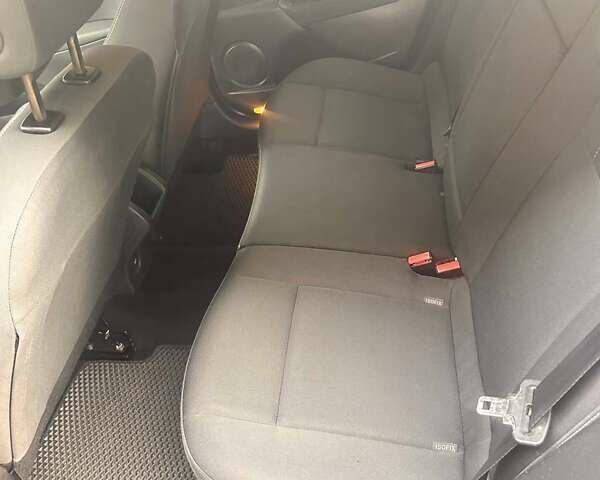 Рено Меган 2011 в Косове на Automoto.ua Серый Рено Меган, объемом двигателя 1.46 л и пробегом 254 тыс. км за 6999 $, фото 29 на Automoto.ua