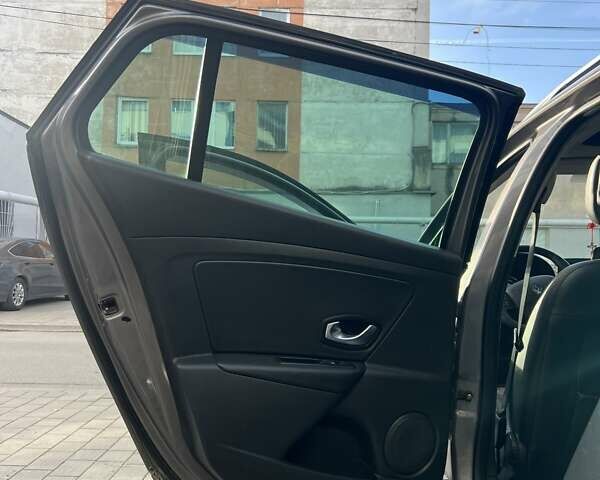 Сірий Рено Меган, об'ємом двигуна 1.46 л та пробігом 293 тис. км за 7500 $, фото 11 на Automoto.ua