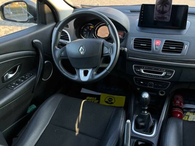 Серый Рено Меган, объемом двигателя 1.5 л и пробегом 208 тыс. км за 7800 $, фото 14 на Automoto.ua