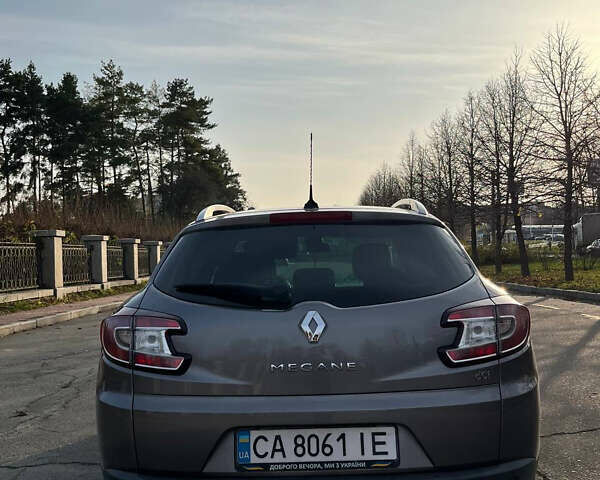 Серый Рено Меган, объемом двигателя 1.46 л и пробегом 203 тыс. км за 7400 $, фото 9 на Automoto.ua