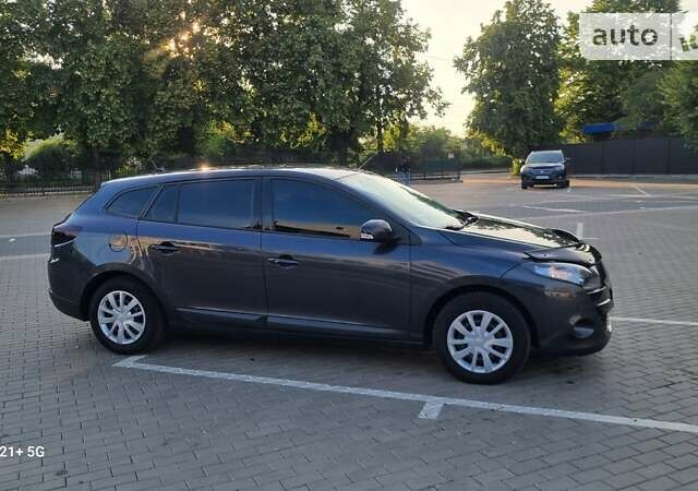 Сірий Рено Меган, об'ємом двигуна 1.46 л та пробігом 288 тис. км за 6850 $, фото 13 на Automoto.ua