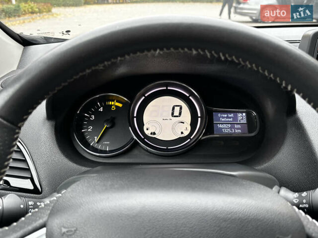 Серый Рено Меган, объемом двигателя 1.5 л и пробегом 146 тыс. км за 8890 $, фото 37 на Automoto.ua