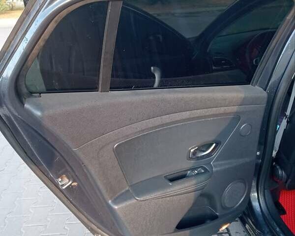 Серый Рено Меган, объемом двигателя 1.46 л и пробегом 307 тыс. км за 6800 $, фото 10 на Automoto.ua