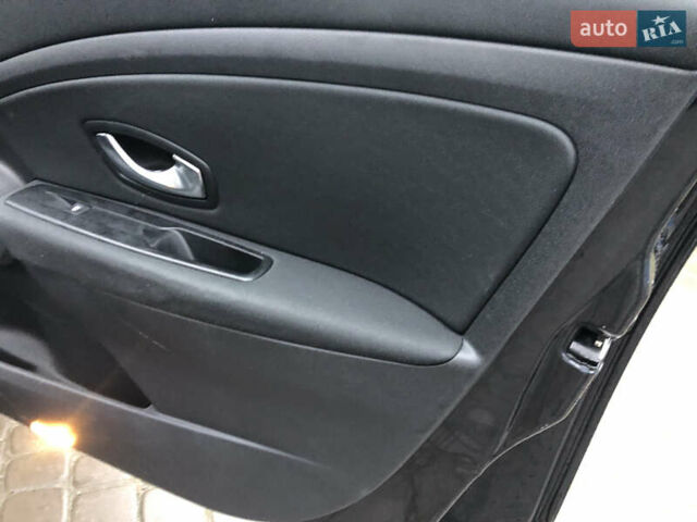 Сірий Рено Меган, об'ємом двигуна 1.46 л та пробігом 236 тис. км за 6300 $, фото 13 на Automoto.ua