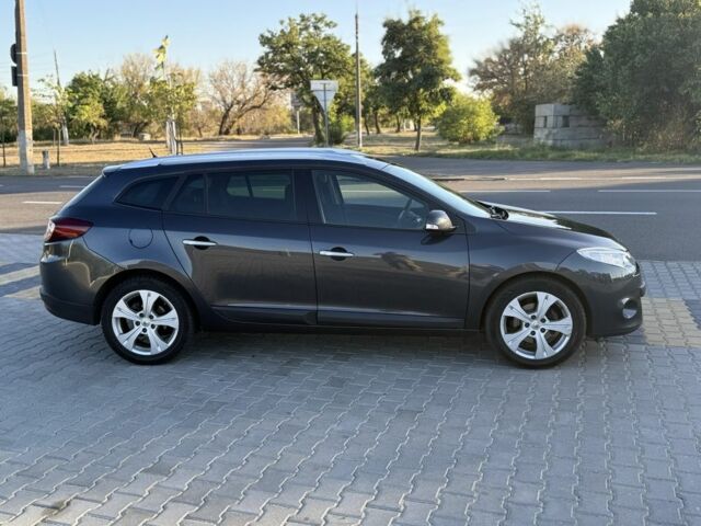 Серый Рено Меган, объемом двигателя 1.4 л и пробегом 200 тыс. км за 6800 $, фото 1 на Automoto.ua