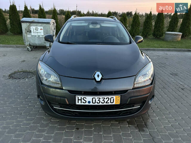 Сірий Рено Меган, об'ємом двигуна 1.5 л та пробігом 236 тис. км за 7900 $, фото 5 на Automoto.ua