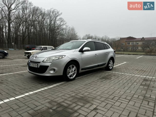 Серый Рено Меган, объемом двигателя 1.46 л и пробегом 243 тыс. км за 7200 $, фото 23 на Automoto.ua