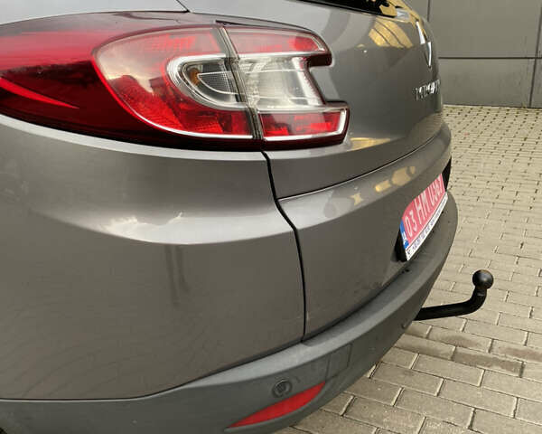 Серый Рено Меган, объемом двигателя 1.9 л и пробегом 285 тыс. км за 7300 $, фото 13 на Automoto.ua