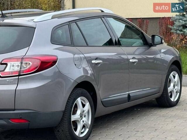 Сірий Рено Меган, об'ємом двигуна 1.4 л та пробігом 216 тис. км за 7700 $, фото 11 на Automoto.ua