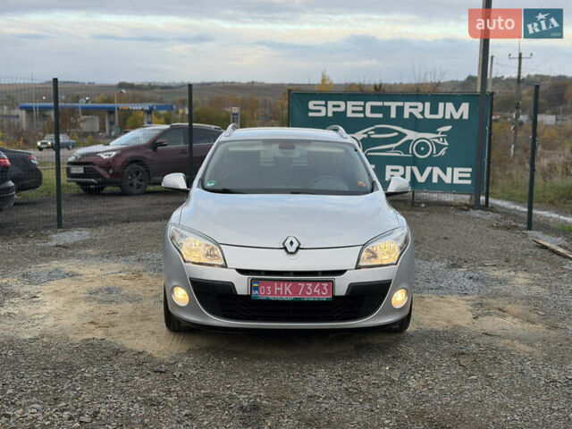 Серый Рено Меган, объемом двигателя 1.6 л и пробегом 177 тыс. км за 7250 $, фото 3 на Automoto.ua