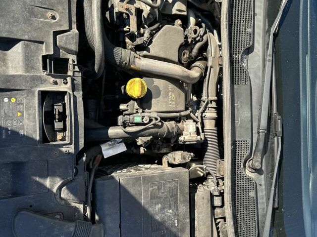 Серый Рено Меган, объемом двигателя 1.5 л и пробегом 203 тыс. км за 6700 $, фото 17 на Automoto.ua