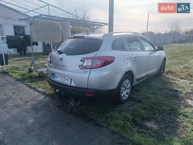 Серый Рено Меган, объемом двигателя 1.46 л и пробегом 227 тыс. км за 7200 $, фото 1 на Automoto.ua
