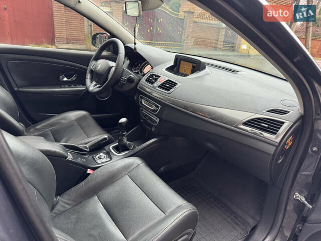 Сірий Рено Меган, об'ємом двигуна 1.5 л та пробігом 218 тис. км за 7200 $, фото 40 на Automoto.ua