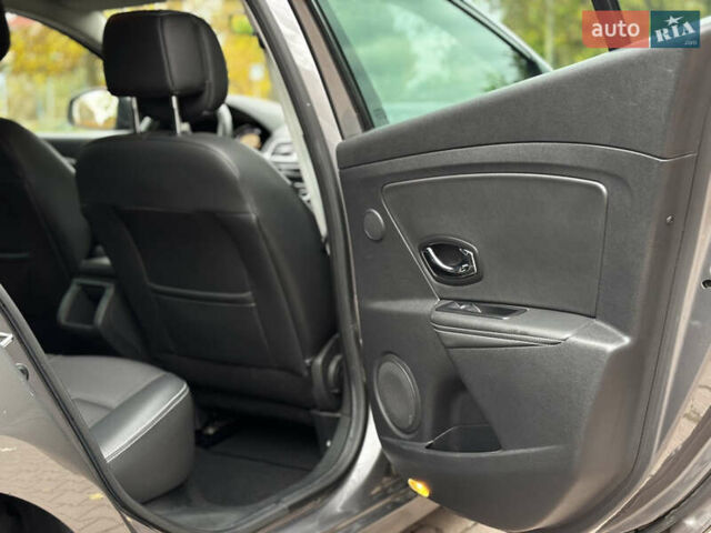 Серый Рено Меган, объемом двигателя 1.5 л и пробегом 146 тыс. км за 8890 $, фото 25 на Automoto.ua