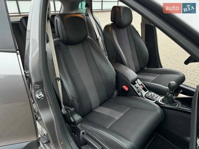 Сірий Рено Меган, об'ємом двигуна 1.4 л та пробігом 216 тис. км за 6500 $, фото 37 на Automoto.ua