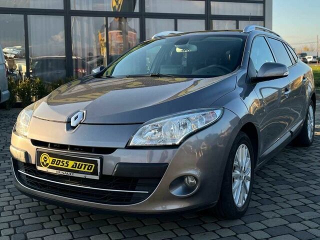 Серый Рено Меган, объемом двигателя 1.5 л и пробегом 208 тыс. км за 7800 $, фото 2 на Automoto.ua