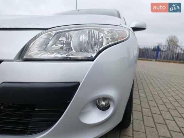 Серый Рено Меган, объемом двигателя 1.5 л и пробегом 249 тыс. км за 6750 $, фото 8 на Automoto.ua
