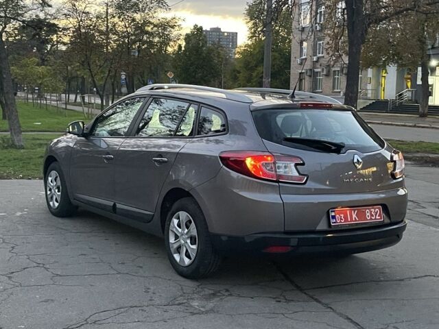 Сірий Рено Меган, об'ємом двигуна 0 л та пробігом 186 тис. км за 7002 $, фото 8 на Automoto.ua