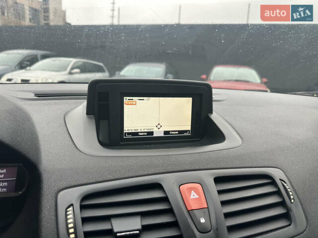 Сірий Рено Меган, об'ємом двигуна 1.87 л та пробігом 200 тис. км за 7700 $, фото 39 на Automoto.ua