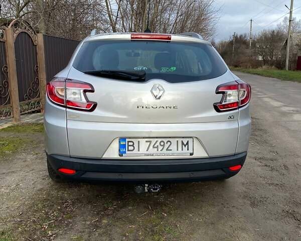 Серый Рено Меган, объемом двигателя 1.46 л и пробегом 232 тыс. км за 7600 $, фото 6 на Automoto.ua