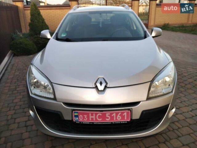 Серый Рено Меган, объемом двигателя 1.5 л и пробегом 230 тыс. км за 6700 $, фото 3 на Automoto.ua