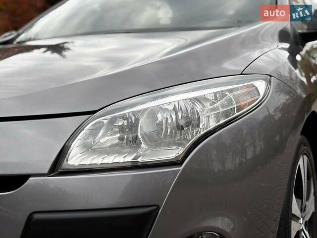 Серый Рено Меган, объемом двигателя 1.5 л и пробегом 146 тыс. км за 8890 $, фото 12 на Automoto.ua