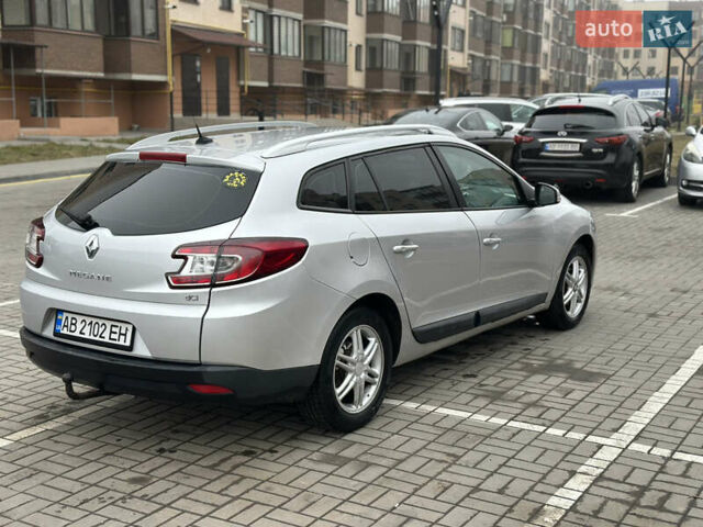 Серый Рено Меган, объемом двигателя 1.46 л и пробегом 243 тыс. км за 7200 $, фото 12 на Automoto.ua