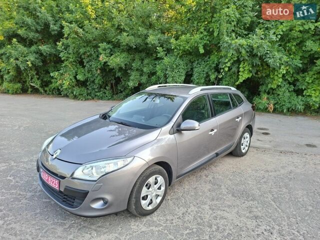 Сірий Рено Меган, об'ємом двигуна 1.5 л та пробігом 180 тис. км за 7500 $, фото 1 на Automoto.ua